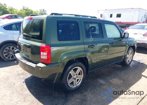 2008 Jeep Patriot Sport z USA, uszkodzony, nr VIN 1J8FF28W58D573793